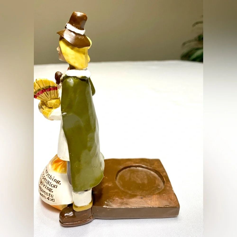 Faith at Home Harvest Pilgrim Couple Resin Decorative Tabletop Figurine
